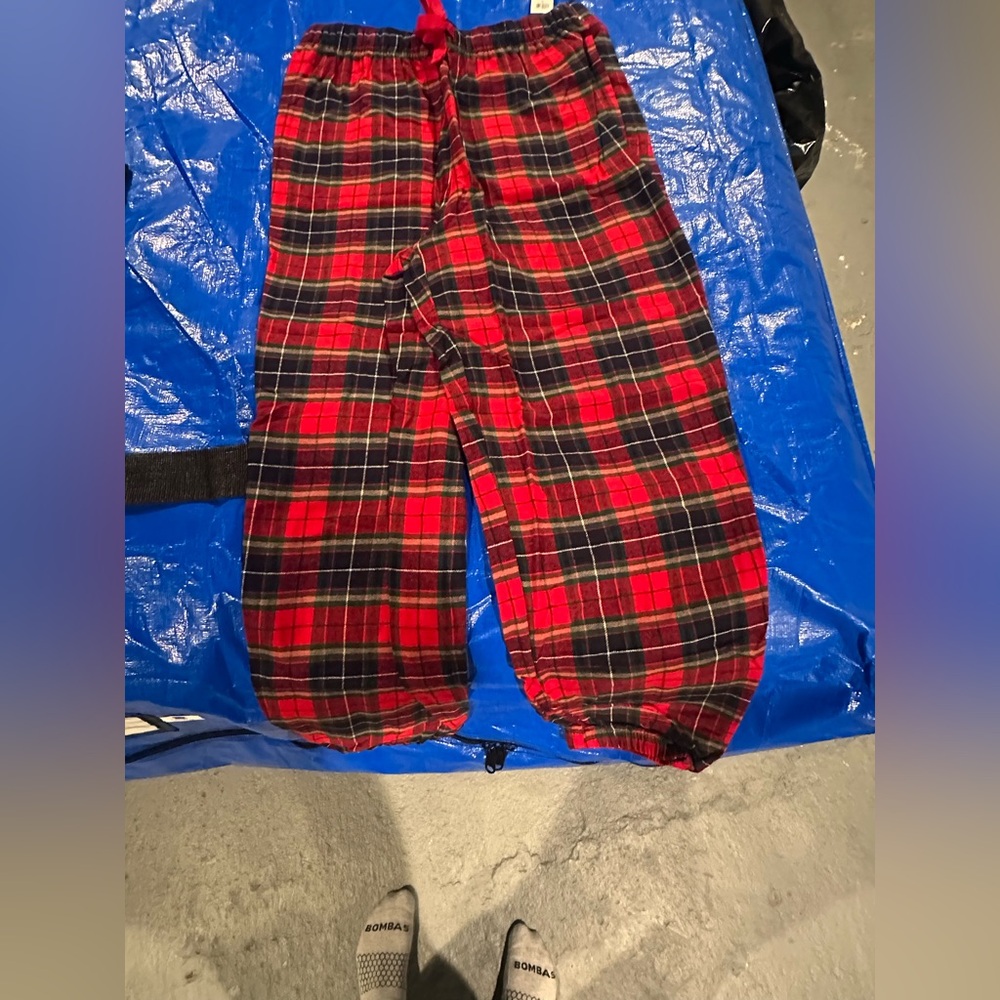 Old Navy Red and Green Plaid Lounge Pants